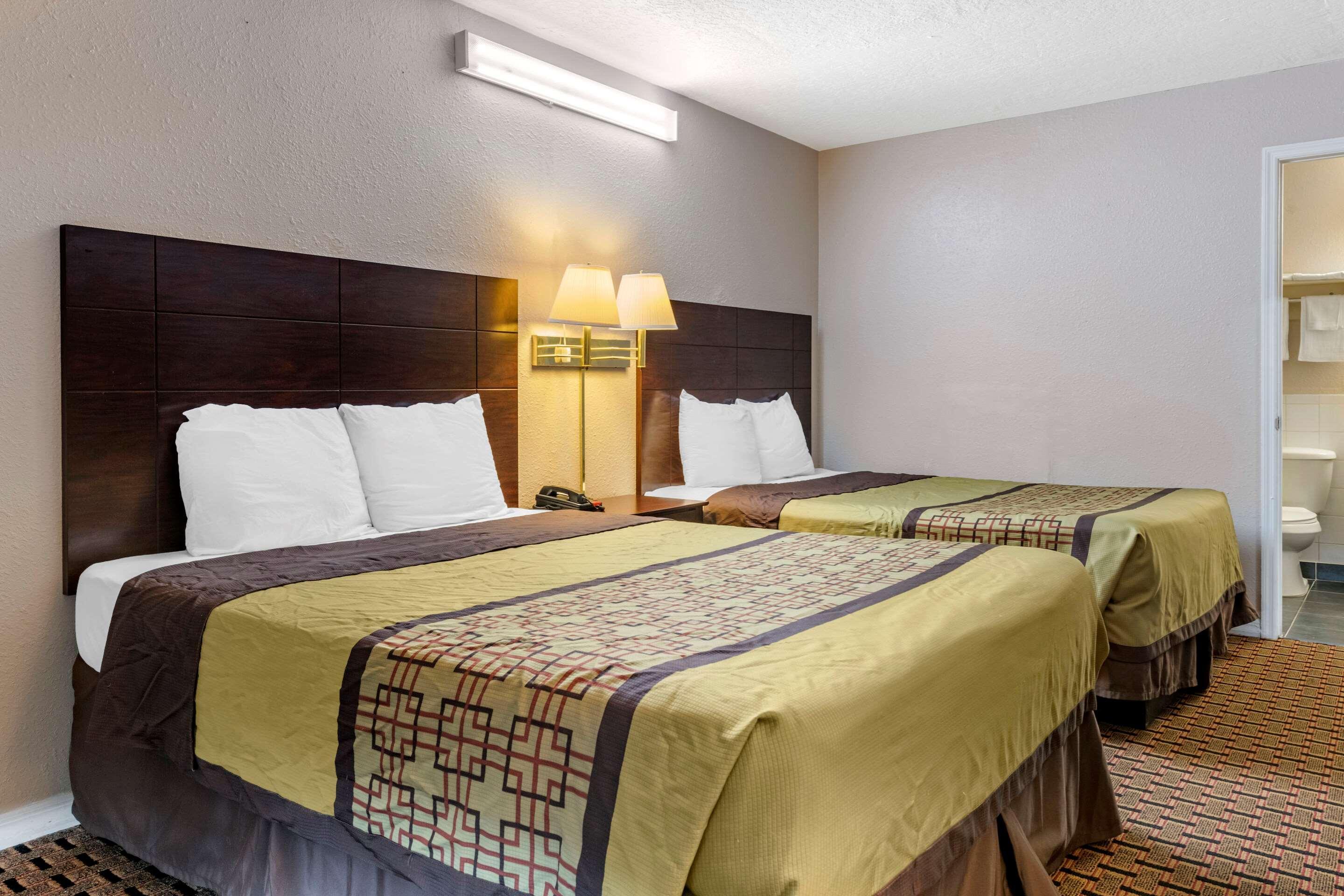 Rodeway Inn New Port Richey Exteriér fotografie