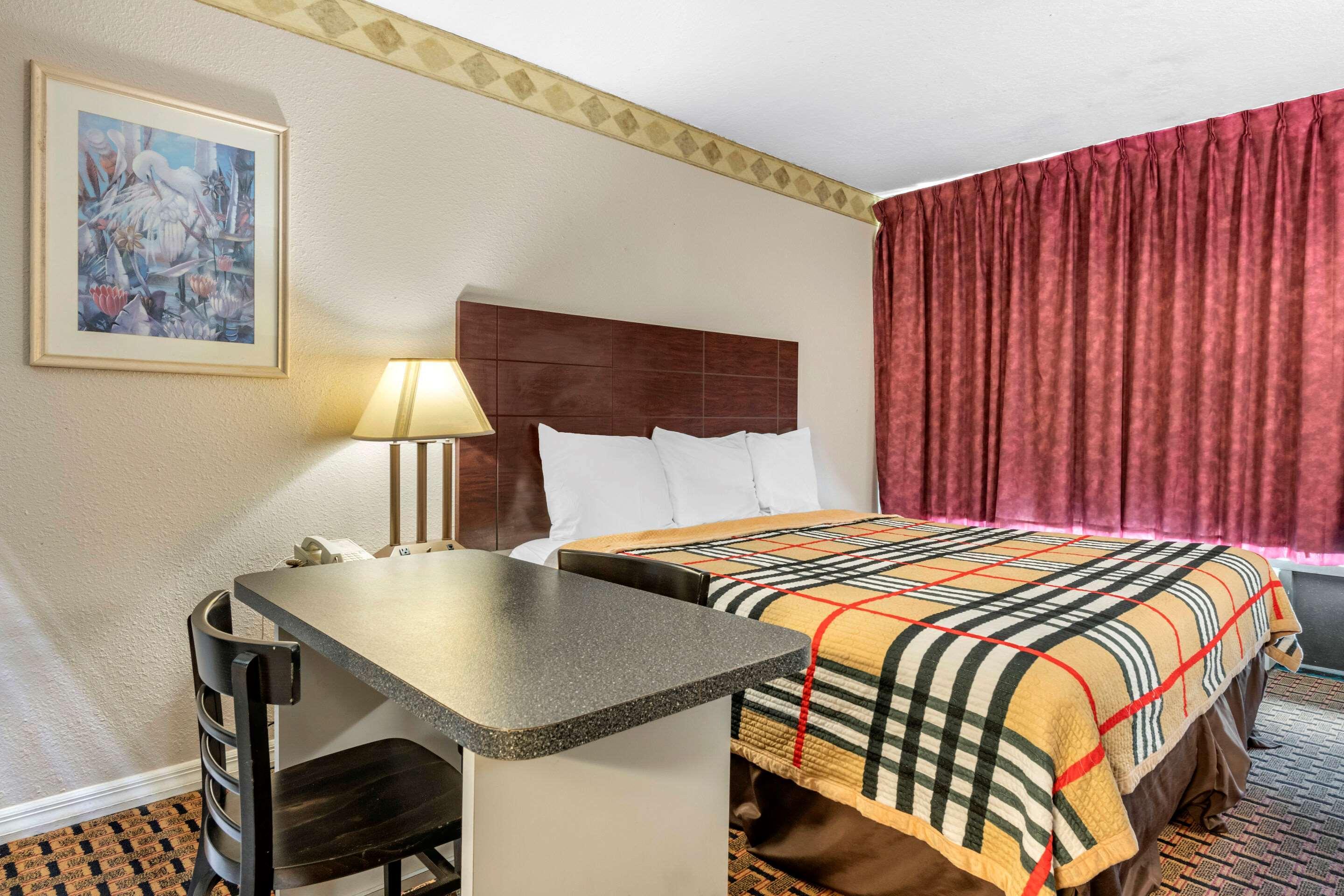 Rodeway Inn New Port Richey Exteriér fotografie