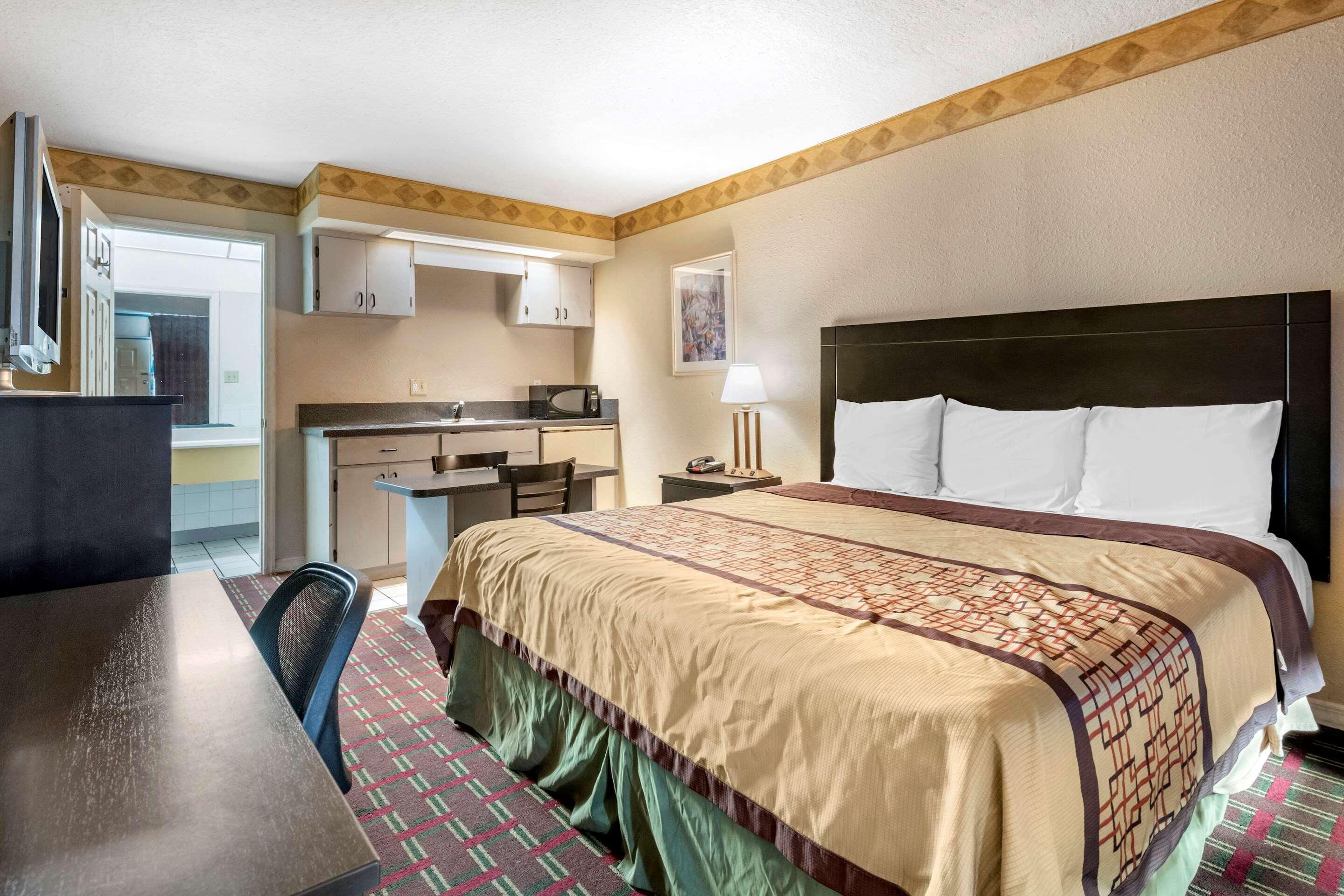 Rodeway Inn New Port Richey Exteriér fotografie
