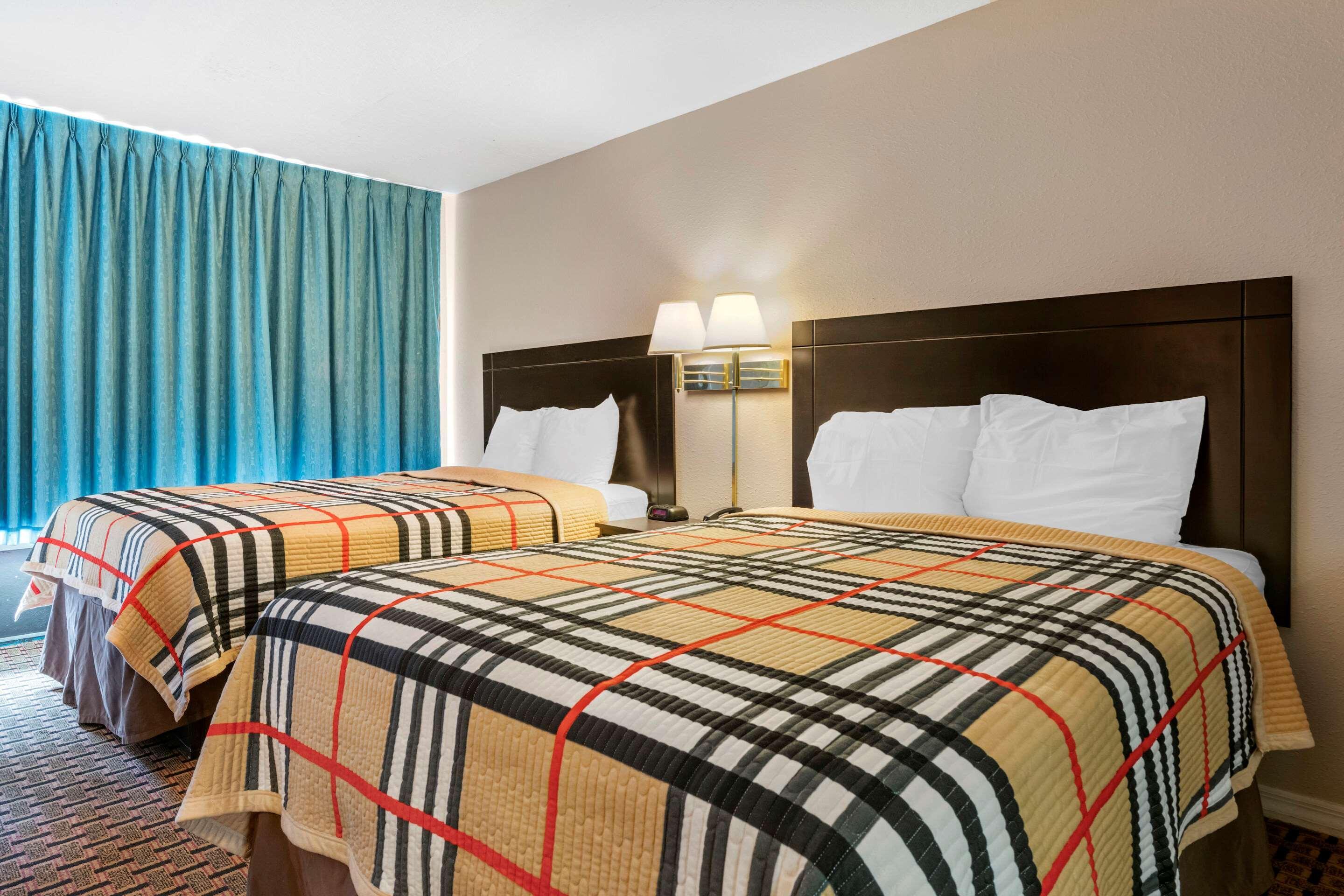 Rodeway Inn New Port Richey Exteriér fotografie