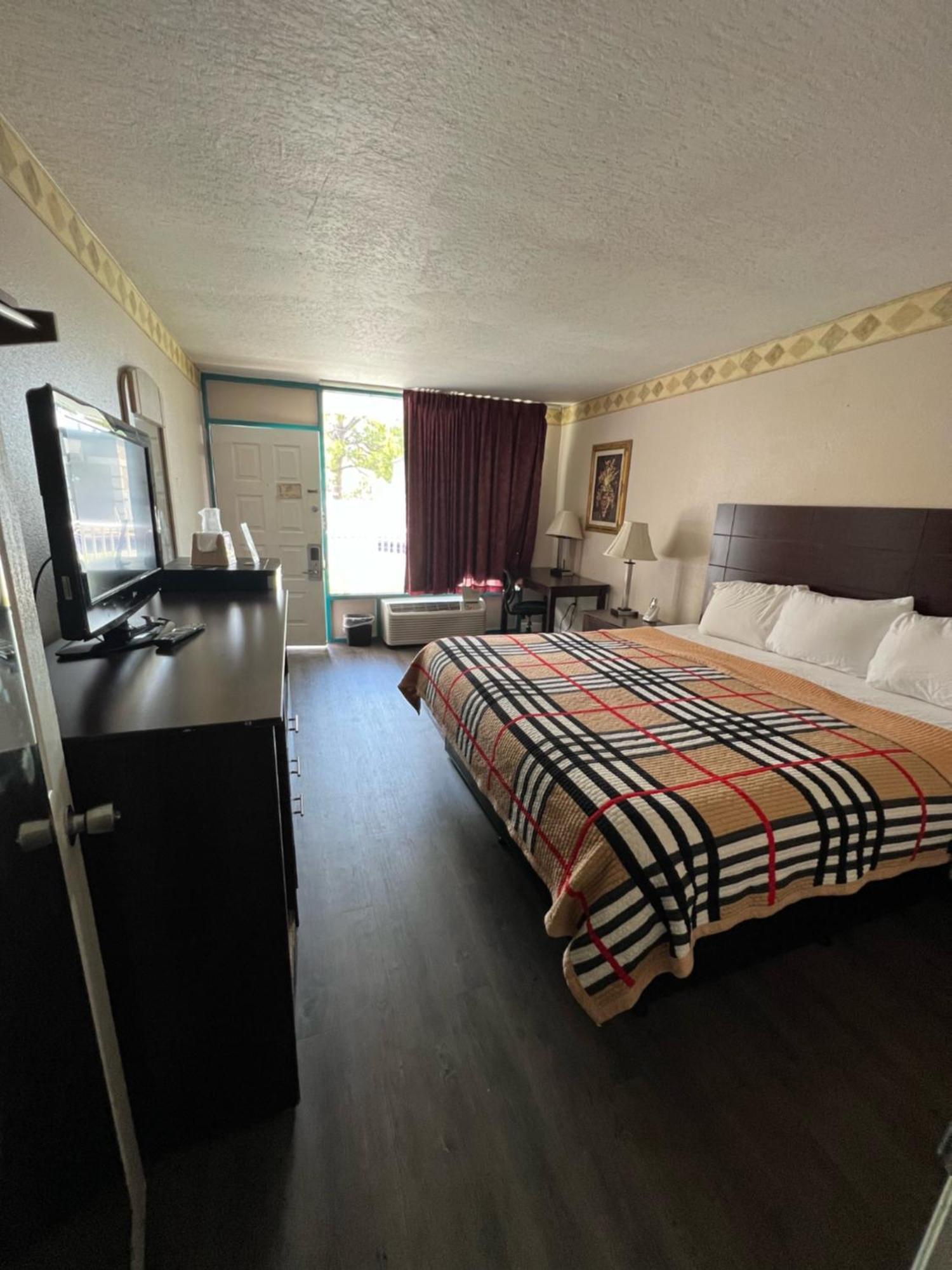 Rodeway Inn New Port Richey Exteriér fotografie
