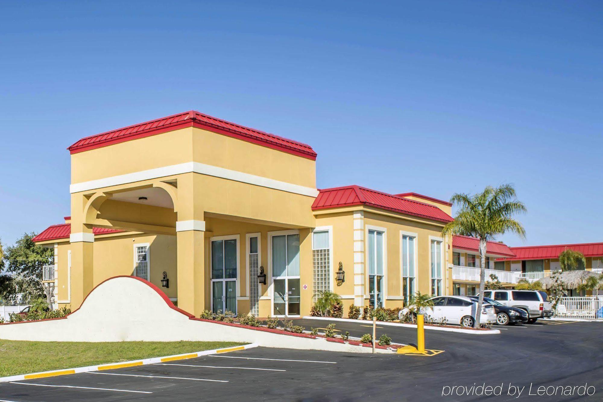 Rodeway Inn New Port Richey Exteriér fotografie