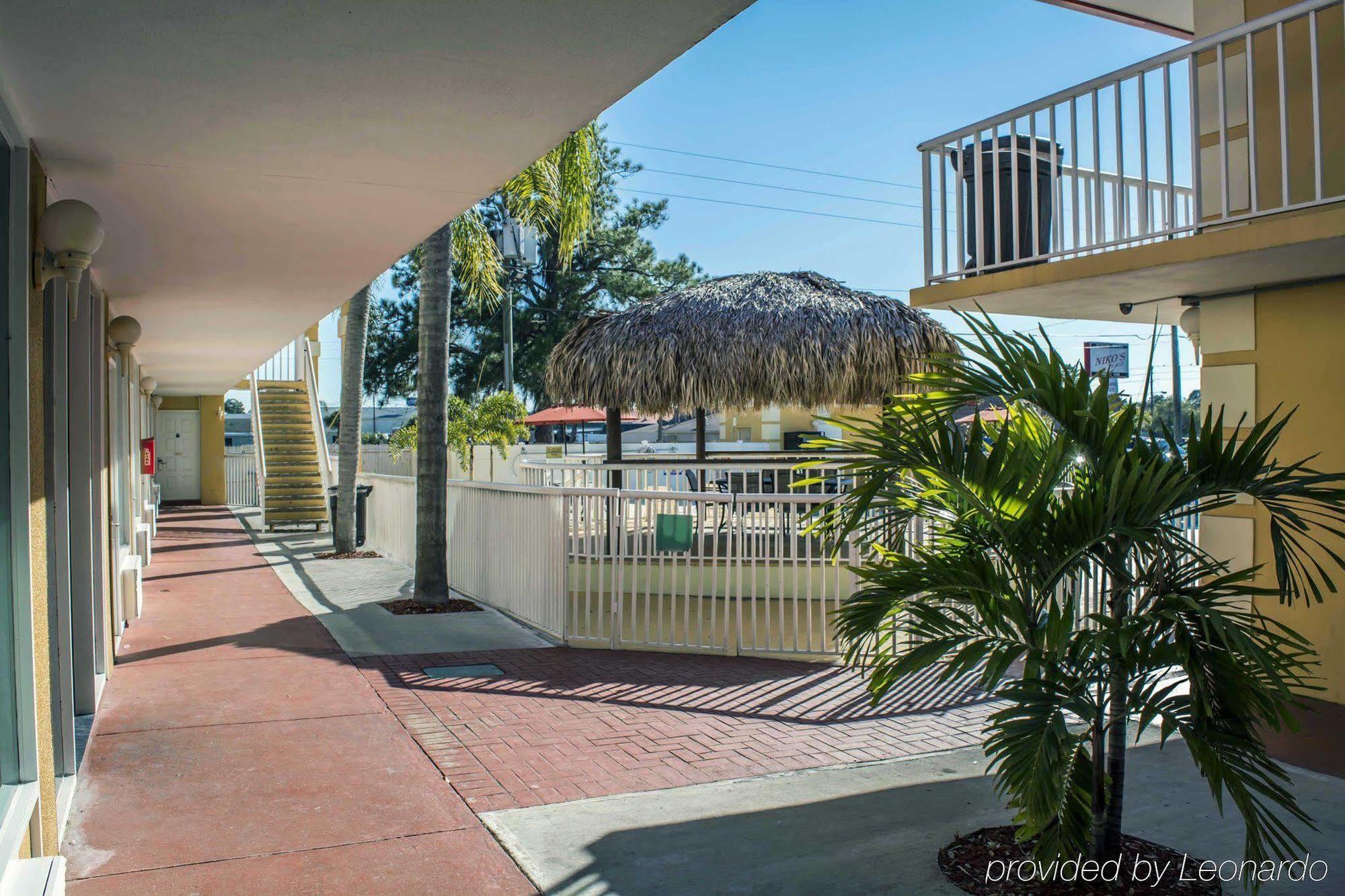 Rodeway Inn New Port Richey Exteriér fotografie